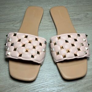 Olivia Miller Women Shelly Sandal size 8 BLUSH